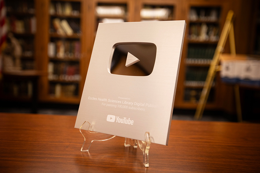 لوح 100هزارتایی یوتیوب