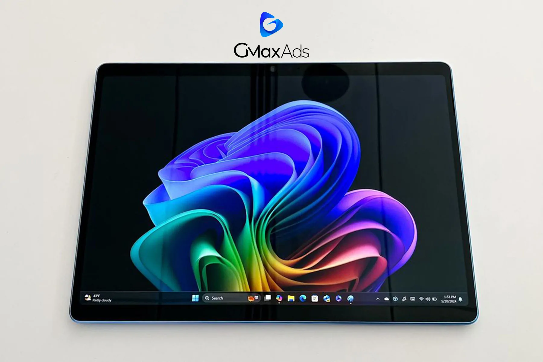 بررسی Surface Pro 11: از نمایشگر OLED تا قدرت اسنپدراگون