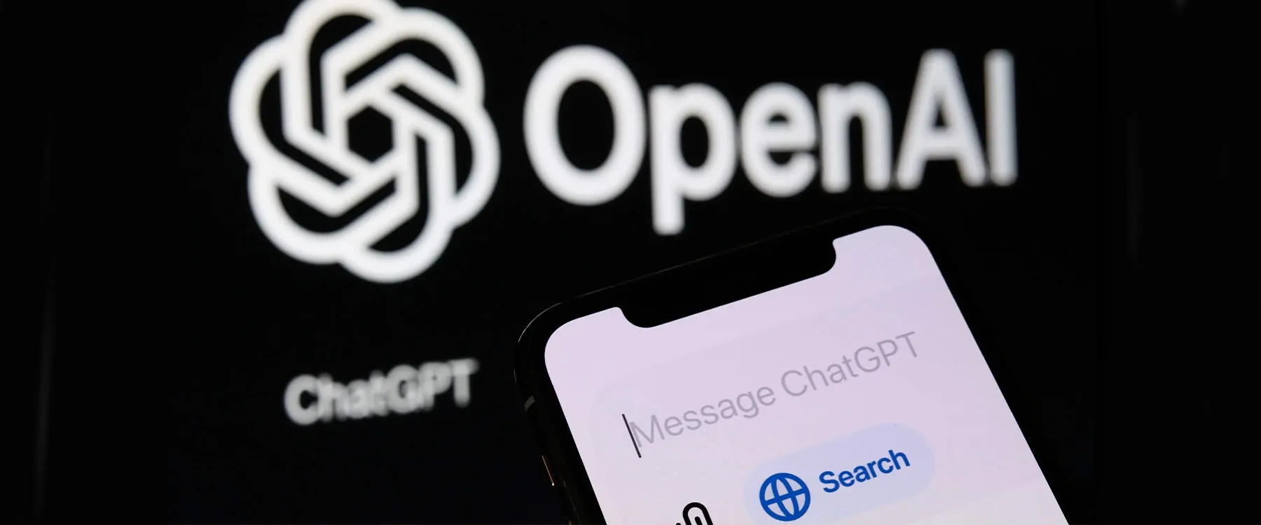 تبلیغات در ChatGPT؛ درآمد OpenAI از نسخه رایگان