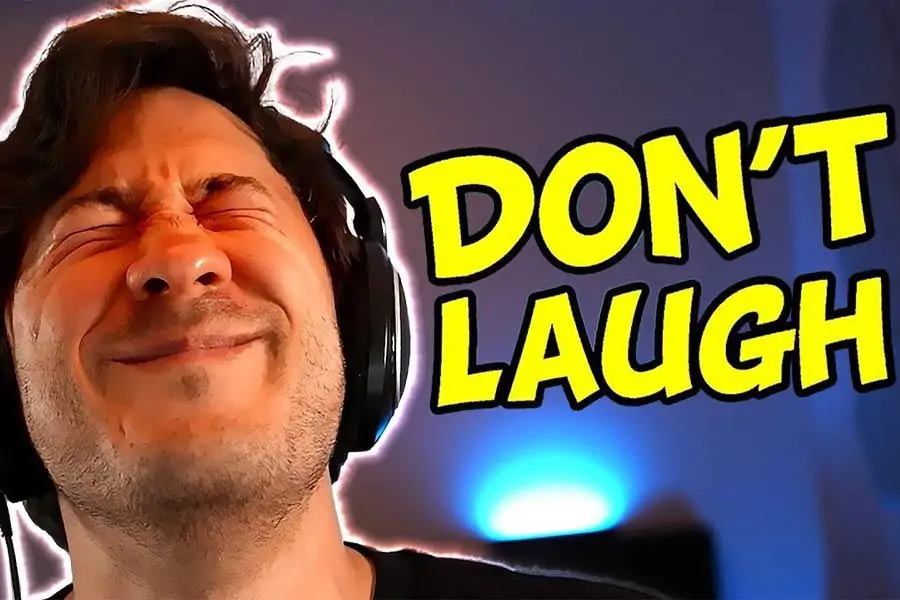 چالش سعی کن نخندی در یوتیوب