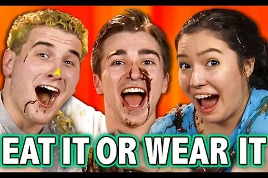 چالش میخوری یا میپوشی یوتیوب